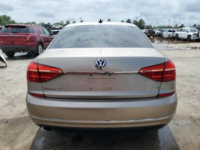 2016 Volkswagen Passat SE