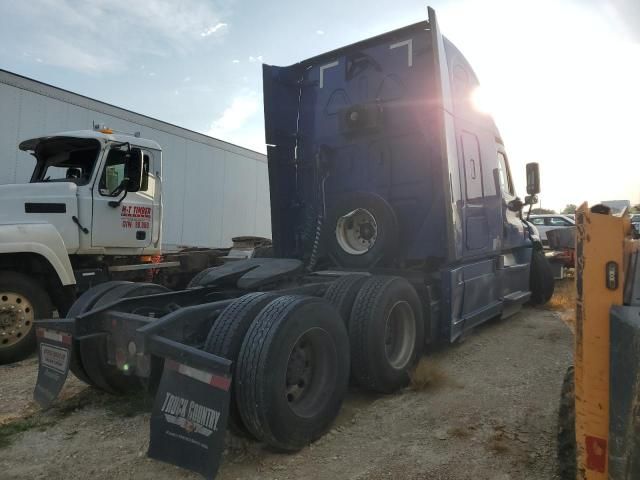 2018 Freightliner Cascadia 125