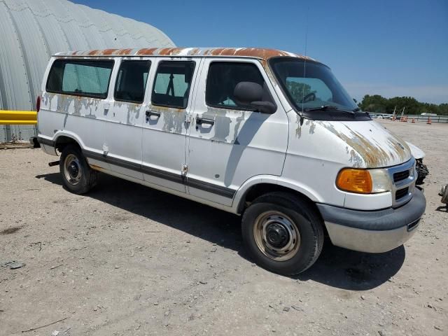 2000 Dodge RAM Wagon B2500