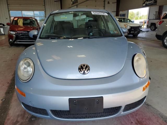 2010 Volkswagen New Beetle