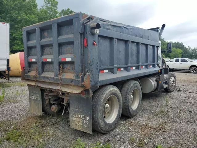 1993 Kenworth Construction T600