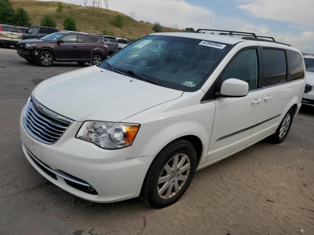 2013 Chrysler Town & Country Touring