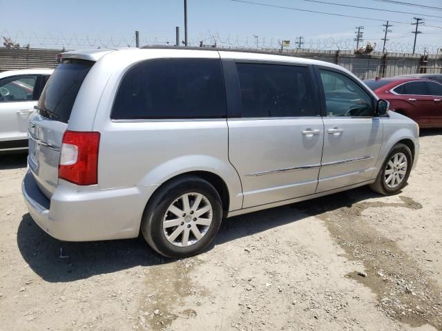 2011 Chrysler Town & Country Touring L