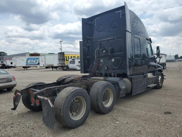 2014 Freightliner Cascadia 125