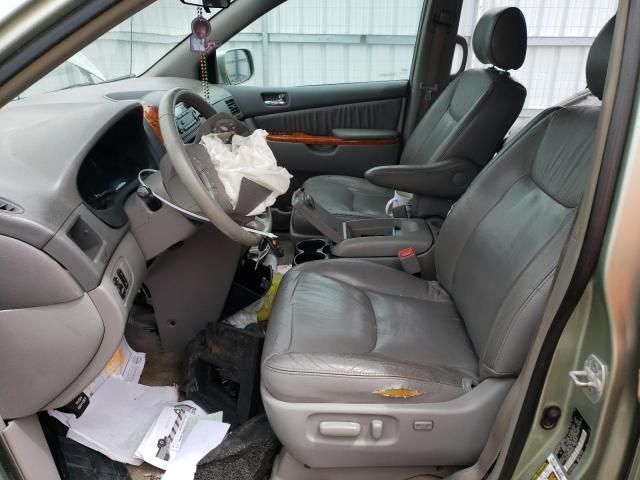 2008 Toyota Sienna XLE