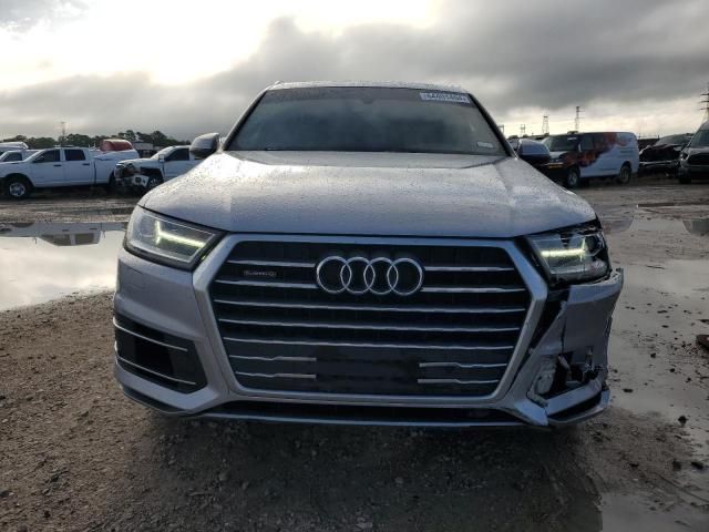 2019 Audi Q7 Premium