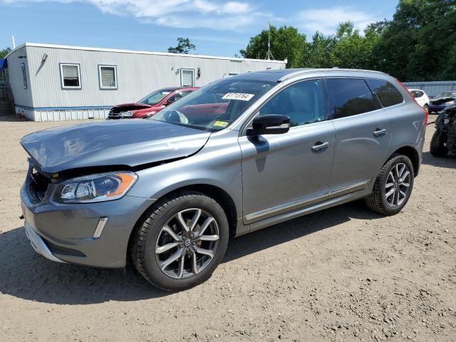 2017 Volvo XC60 T6 Dynamic