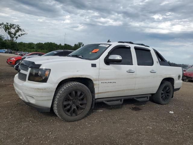 2011 Chevrolet Avalanche LTZ