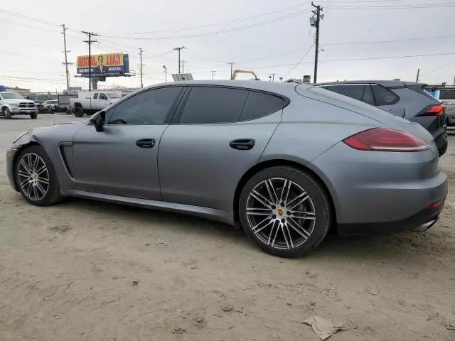 2016 Porsche Panamera S