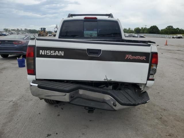 2000 Nissan Frontier Crew Cab XE