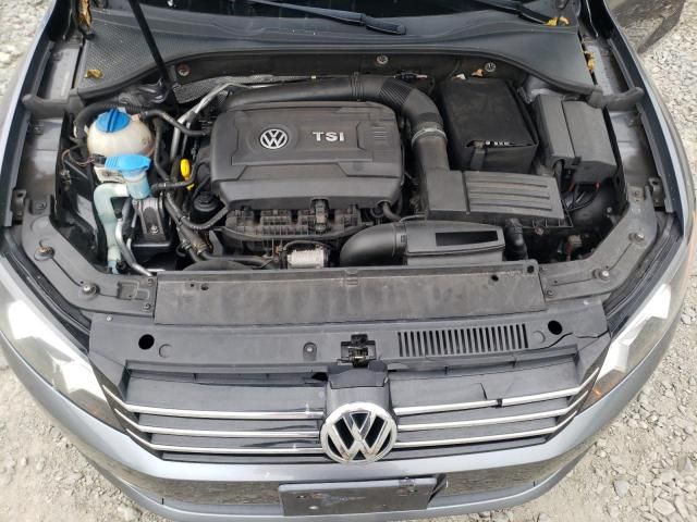 2014 Volkswagen Passat SE