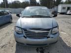 2005 Chrysler Town & Country LX