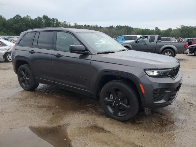 2023 Jeep Grand Cherokee Laredo