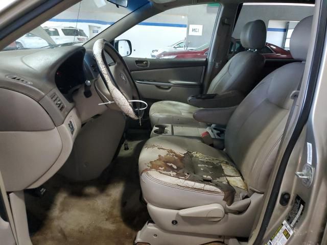 2008 Toyota Sienna CE