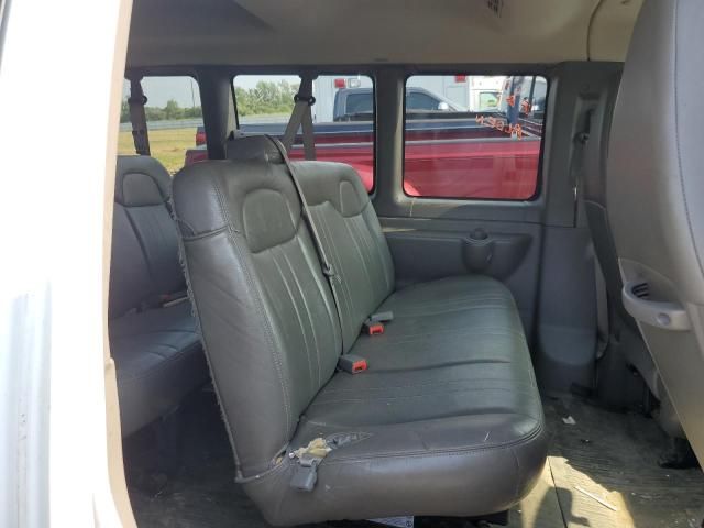 2017 Chevrolet Express G3500 LS