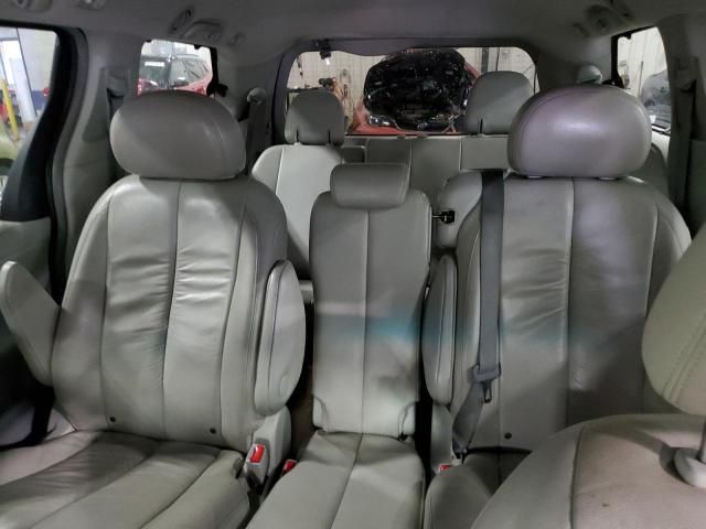 2012 Toyota Sienna XLE