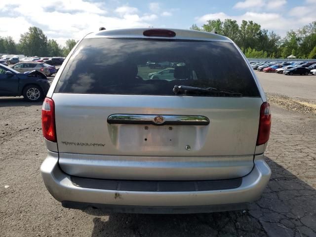 2005 Chrysler Town & Country LX