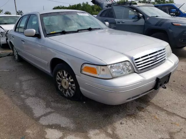 2003 Ford Crown Victoria LX