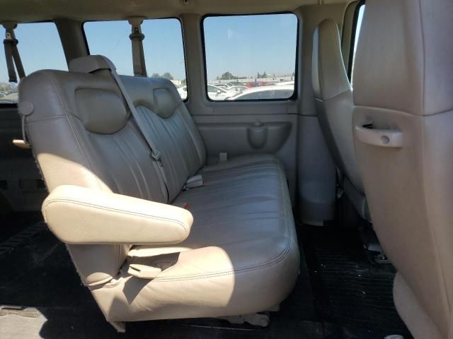 2003 Chevrolet Express G2500