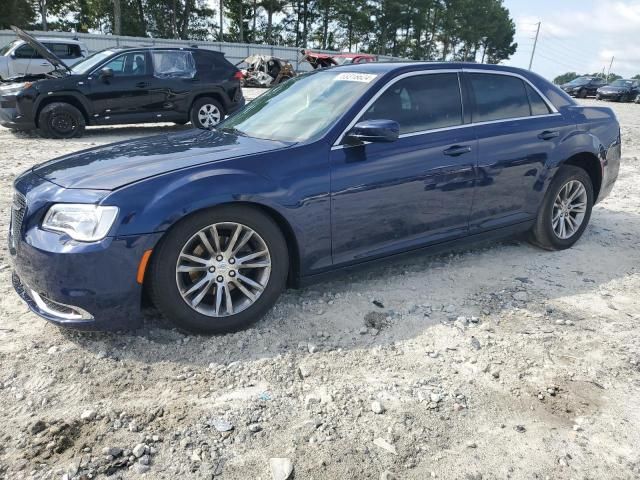 2017 Chrysler 300 Limited