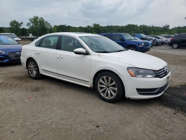 2012 Volkswagen Passat SEL