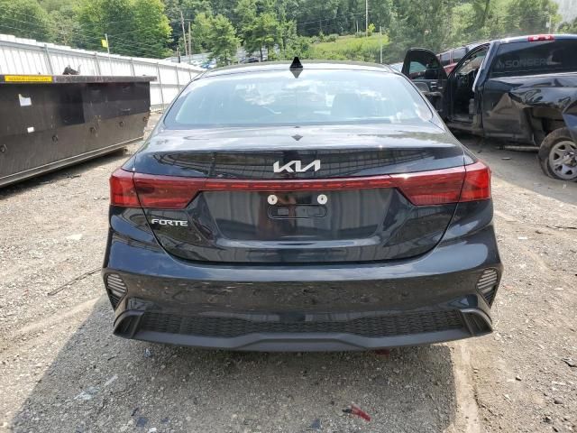 2022 KIA Forte FE