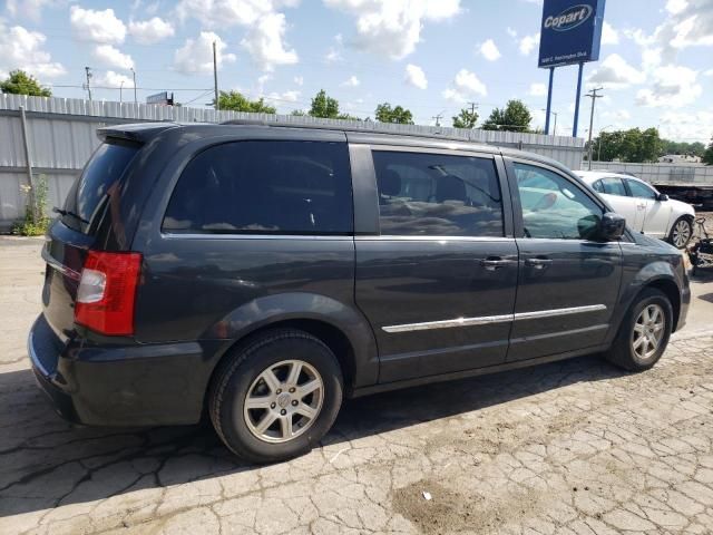 2012 Chrysler Town & Country Touring