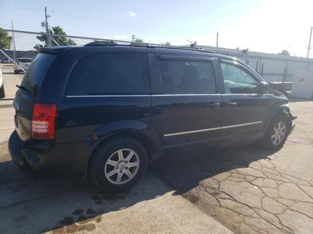 2010 Chrysler Town & Country Touring Plus