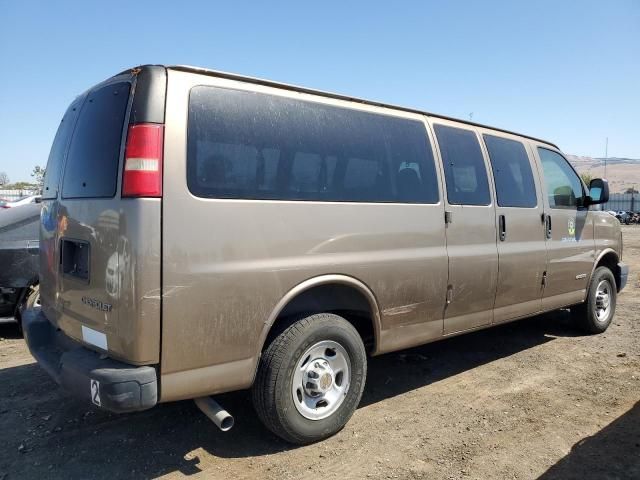 2003 Chevrolet Express G2500