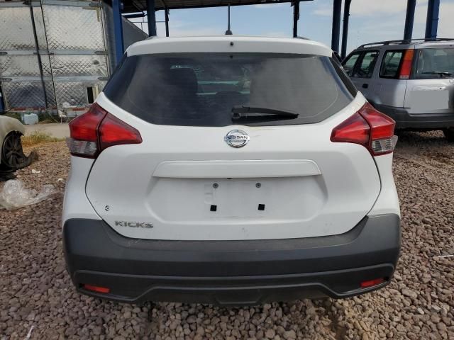 2019 Nissan Kicks S