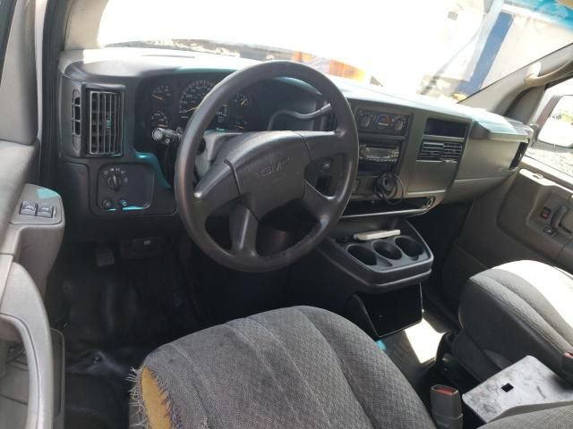 2005 GMC Savana G2500