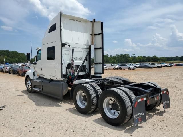 2019 International LT625