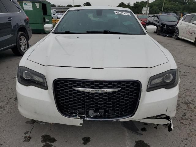 2016 Chrysler 300 S