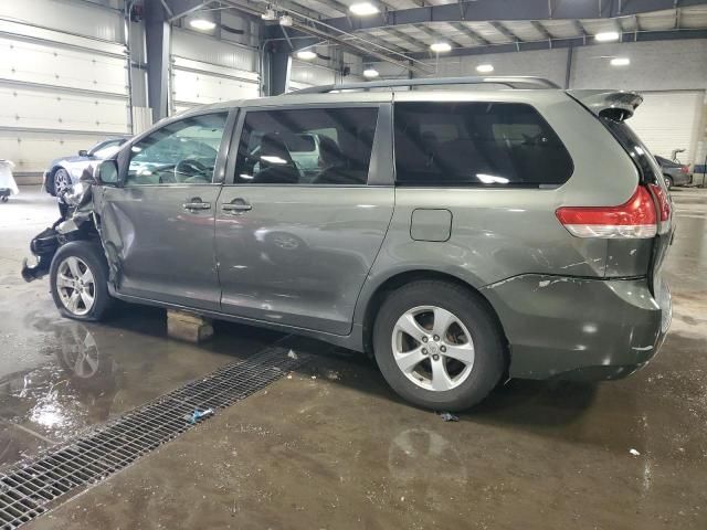 2011 Toyota Sienna LE