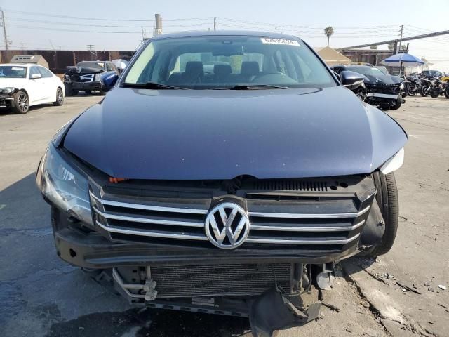 2012 Volkswagen Passat SE