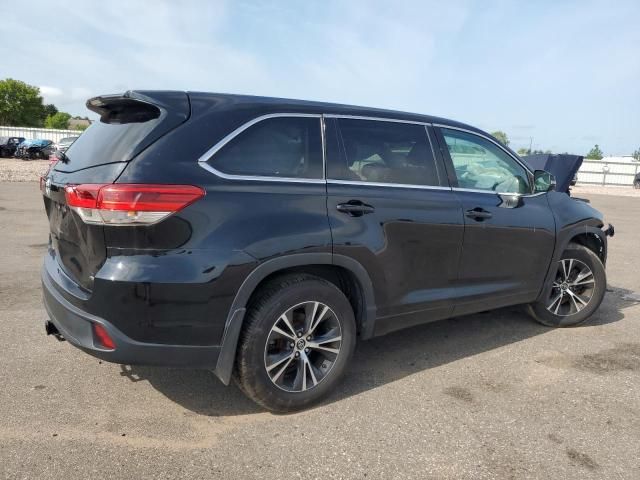 2018 Toyota Highlander LE