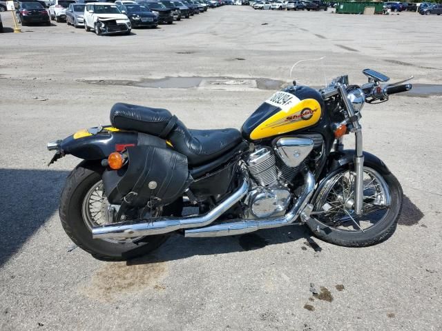 1997 Honda VT600 CD