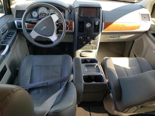 2008 Chrysler Town & Country Touring