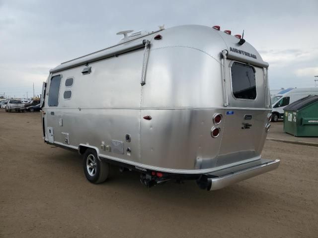 2021 Airstream Caravel