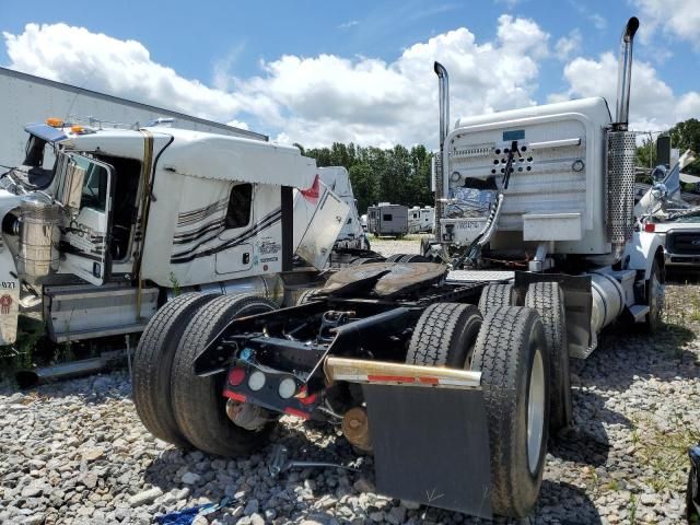 2007 Kenworth Construction T800