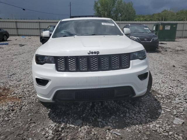 2020 Jeep Grand Cherokee Laredo