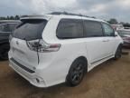 2020 Toyota Sienna SE