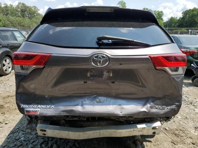 2019 Toyota Highlander SE