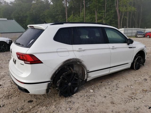 2022 Volkswagen Tiguan SE R-LINE Black