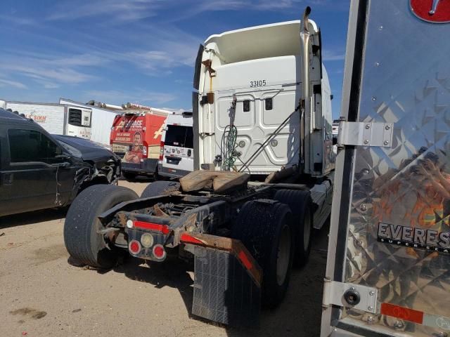 2013 Freightliner Cascadia 125