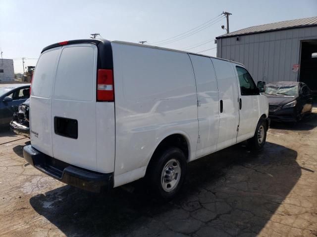 2016 Chevrolet Express G2500