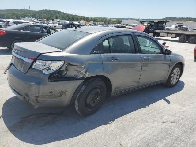 2013 Chrysler 200 LX