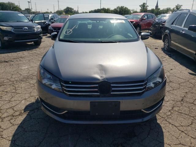 2015 Volkswagen Passat S