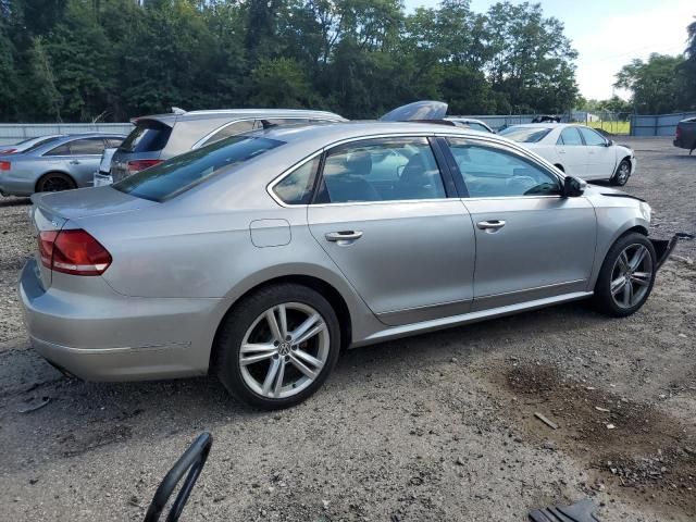 2013 Volkswagen Passat SEL