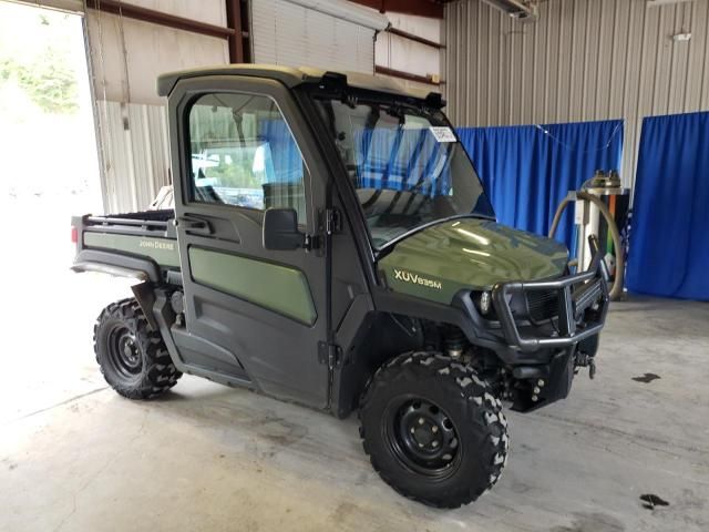 2020 John Deere UTV